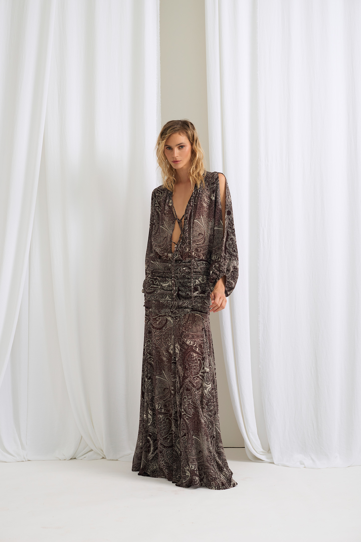 BLUSA OVERSIZE CON STAMPA PAISLEY - immagine 2