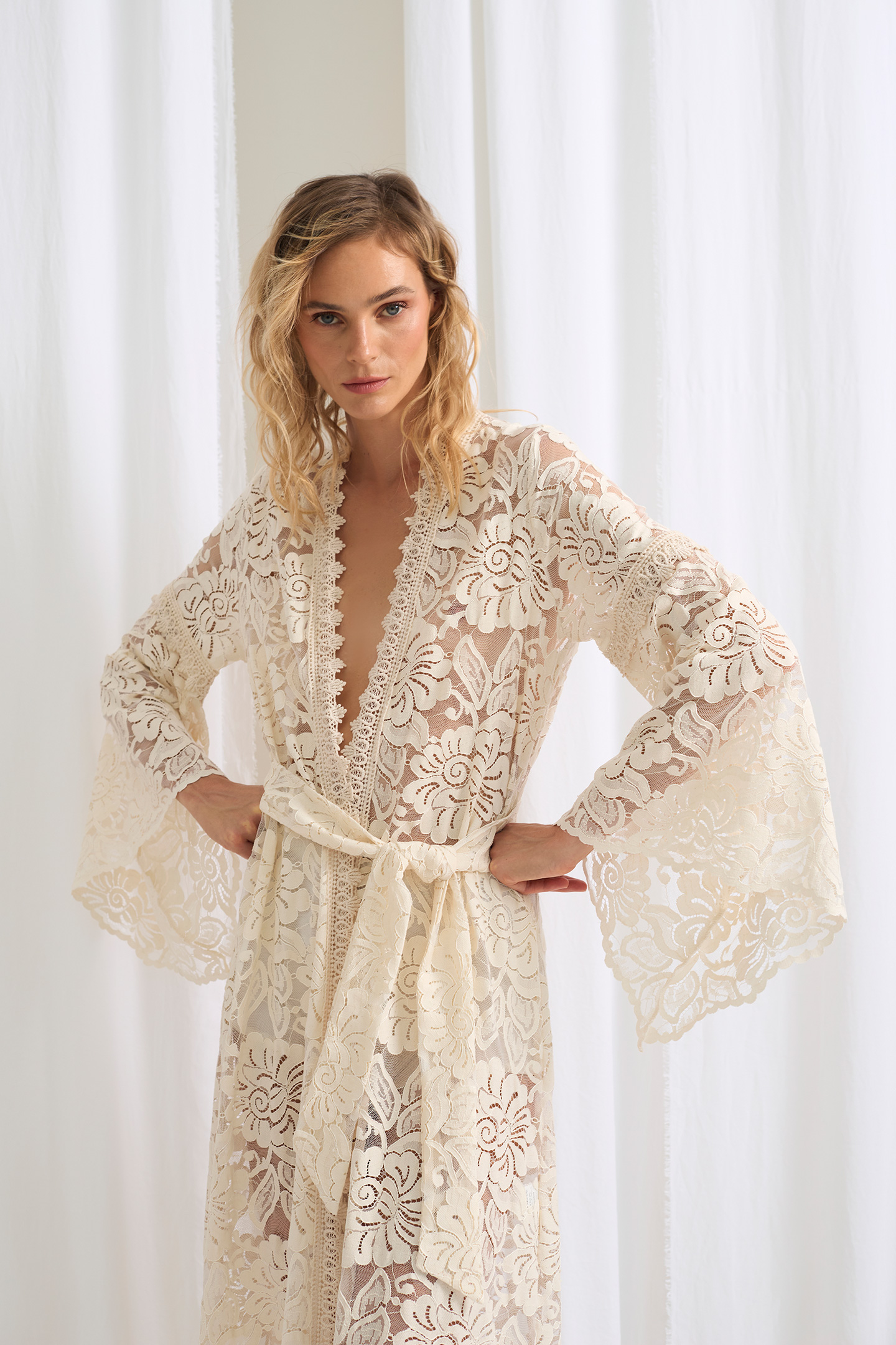 MAXI KIMONO IN MACRAMÉ LACE - Image 4