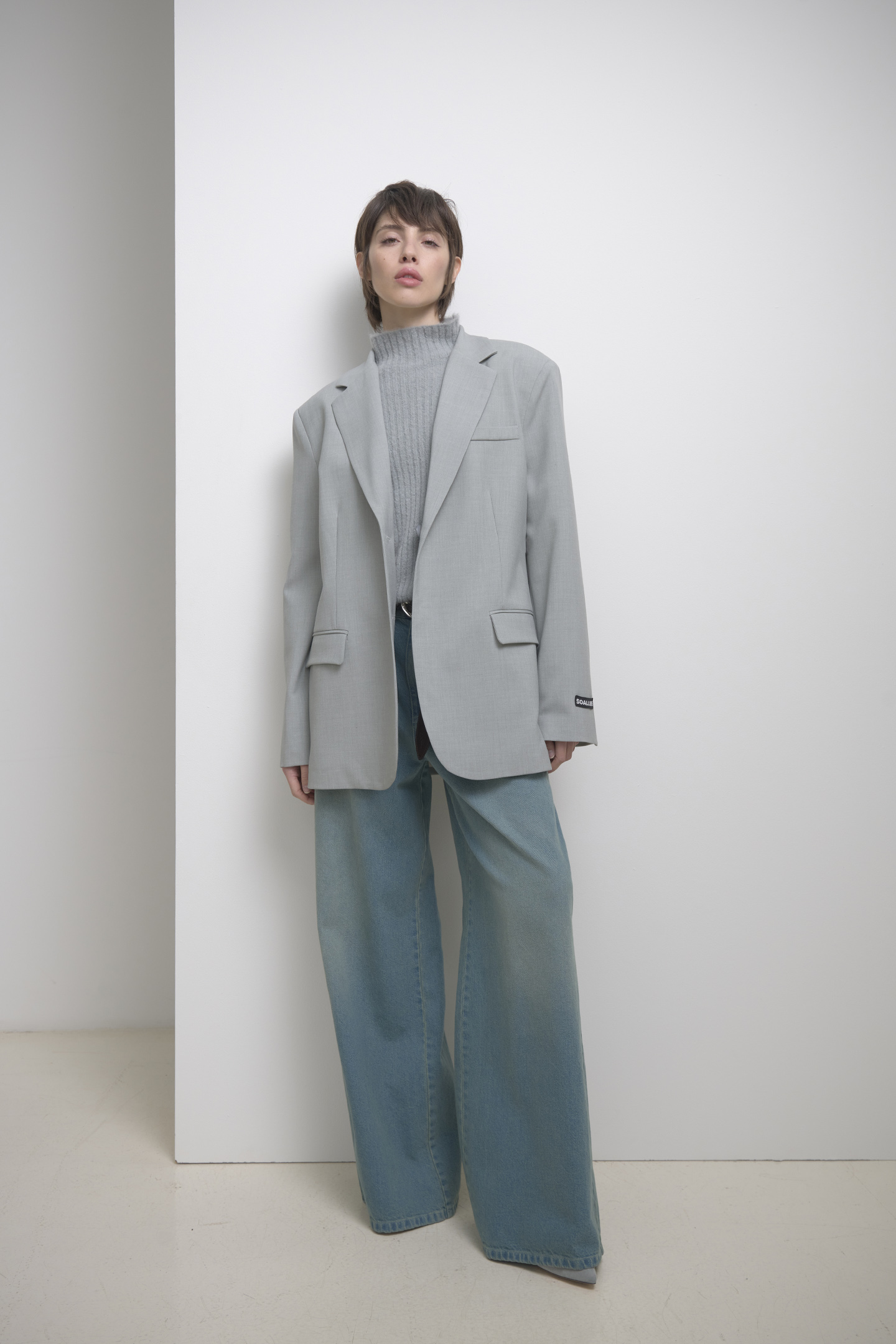JEANS PALAZZO CON ELASTICO DELAVÉ - immagine 3
