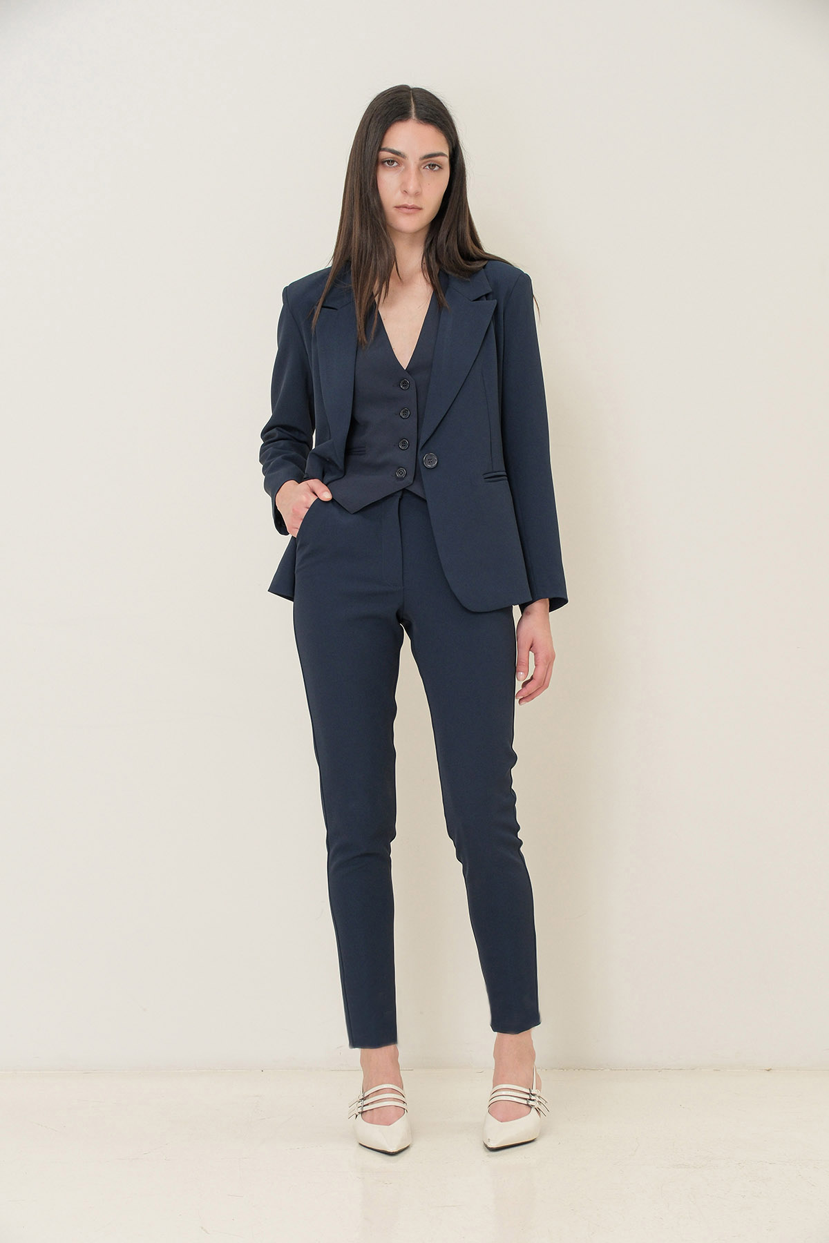 PANTALONI SLIM IN CREPE - immagine 4