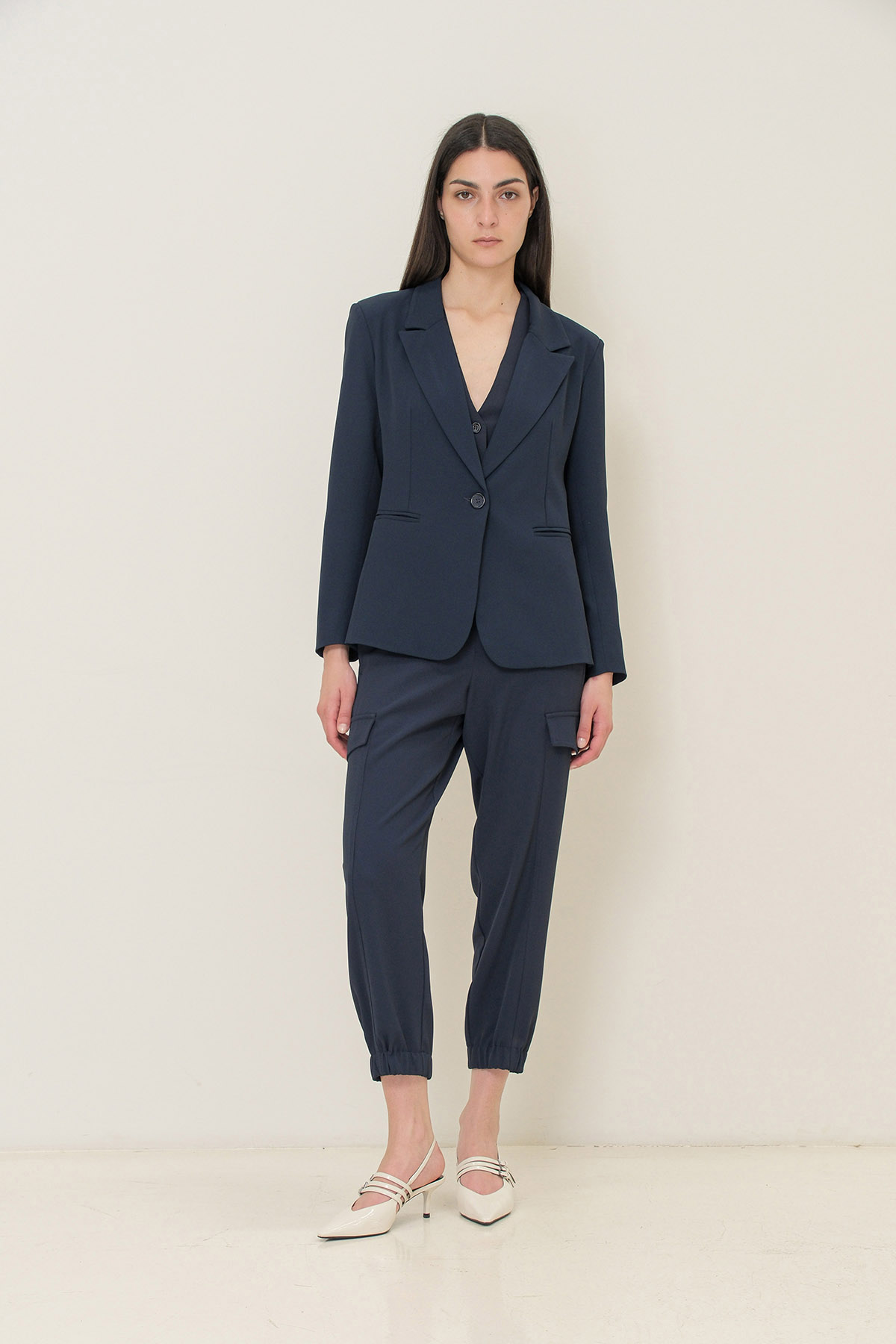 PANTALONI CARGO IN CREPE - immagine 2