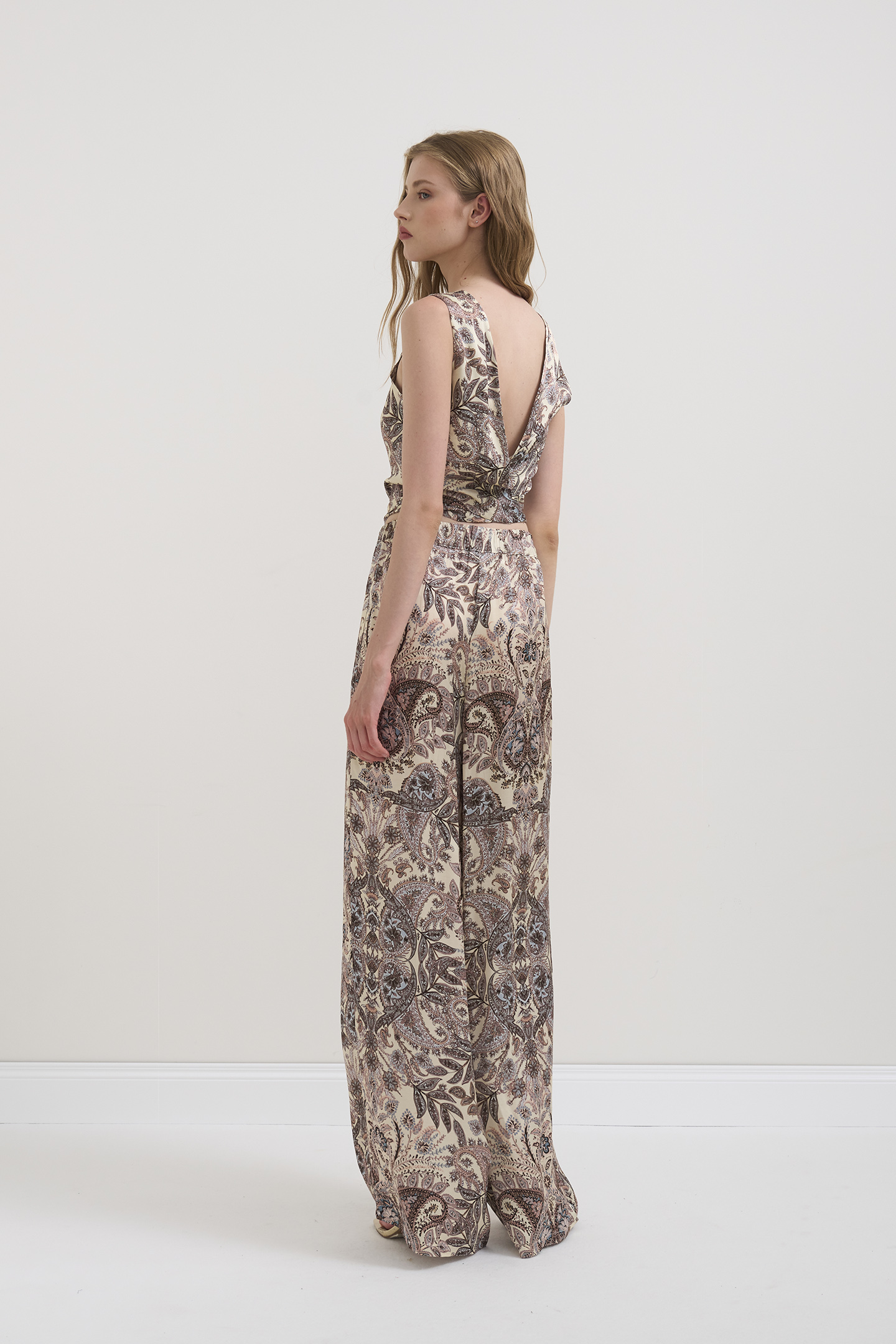 TOP CROP MOTIVO PAISLEY - immagine 3