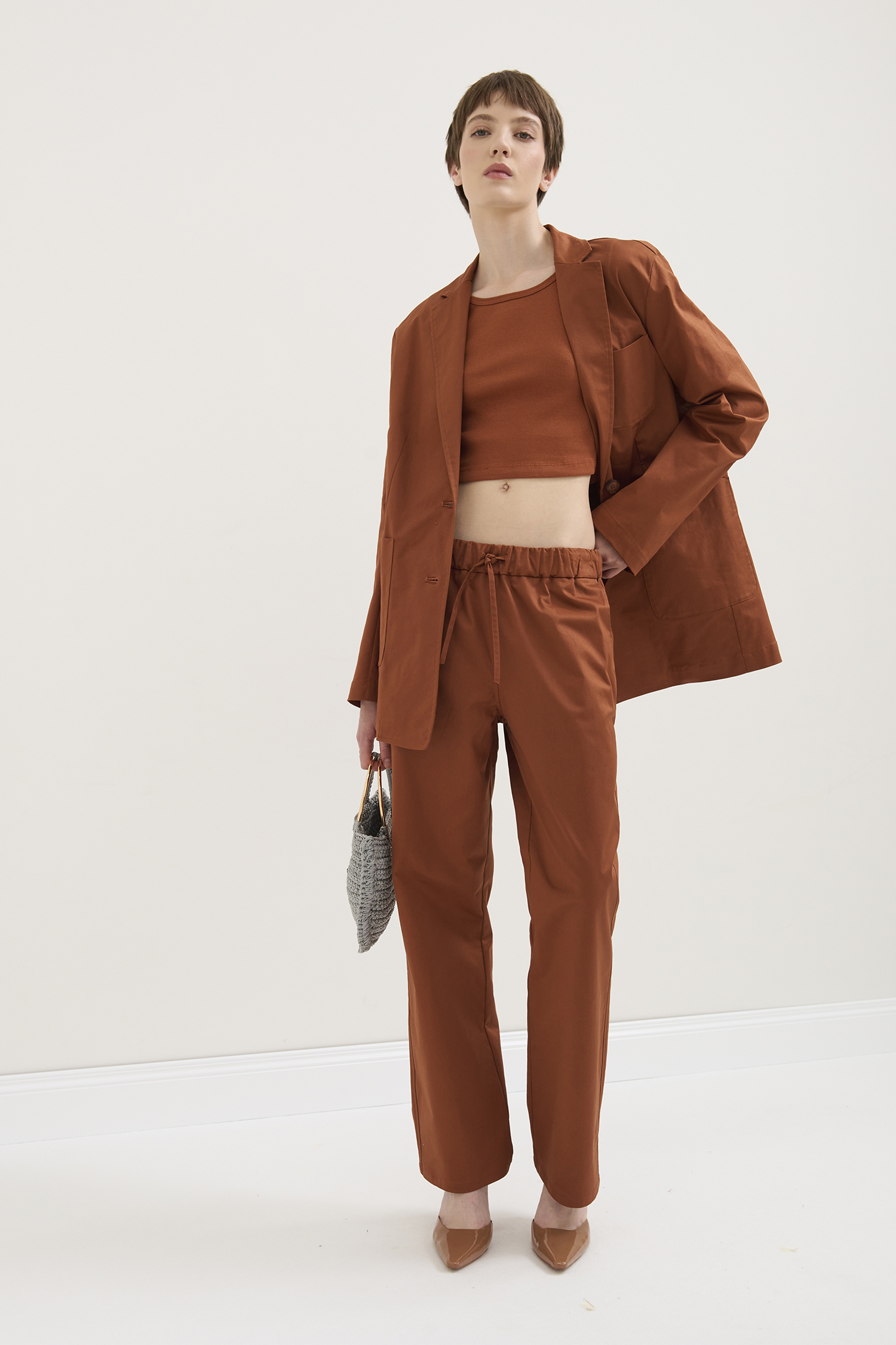 TOP CON SCOLLO ALL'AMERICANA - immagine 4