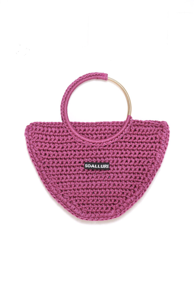 MAGENTA
