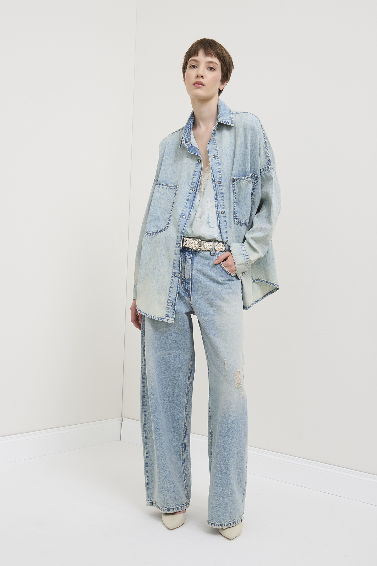 CAMICIA OVER IN DENIM - immagine 4