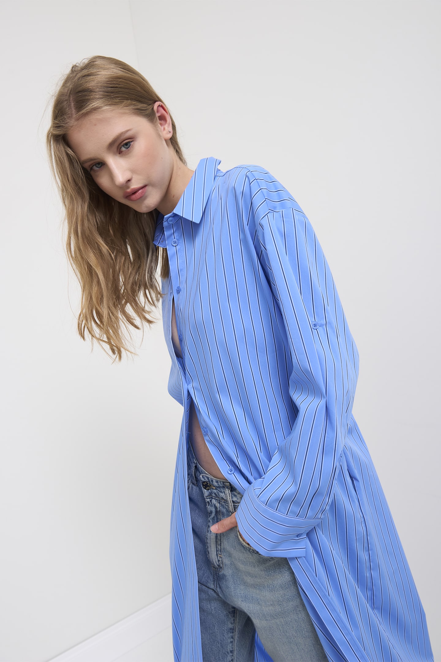 JEANS A SIGARETTA VINTAGE WASHED - immagine 4